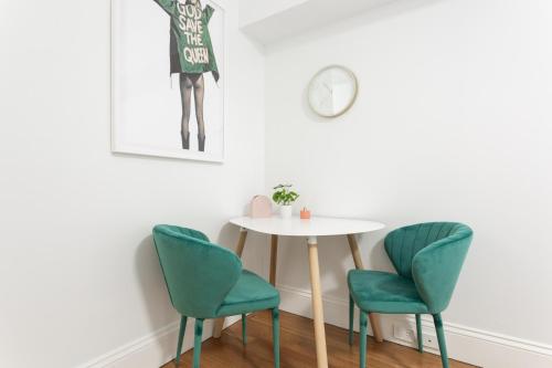 Lovely Studio with Patio 25 min from Sydney CBD - image 5