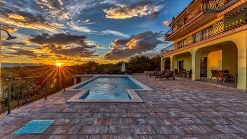 Apartments Igor - with pool