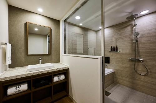 The Royal Park Canvas - Kyoto Nijo