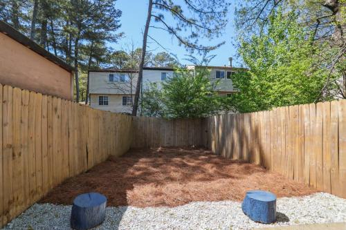 Вид, Delightful 2-story townhome in Смірна (Джорджія)