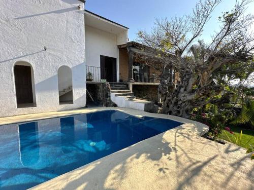 Villa de los abuelos, Burgos Cuernavaca in Temixco, Mexico