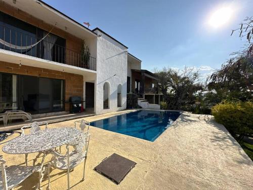 Villa de los abuelos, Burgos Cuernavaca in Temixco, Mexico
