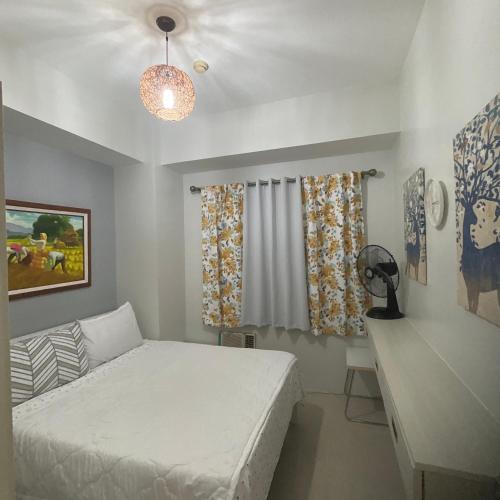 SEA 2-BR Unit with Free Parking near Mall of Asia, Manila