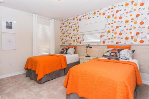 Last Minute Disney Getaway! Private Pool, Hot Tub & Games Room. Book Now! #29212 in Davenport, USA