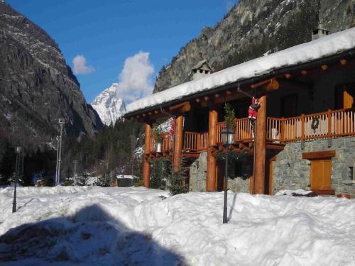 Chalet village situated in a quiet area