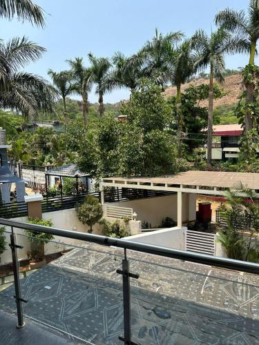 HemPriya - 3BHK wit a Private Pool in Lonavala