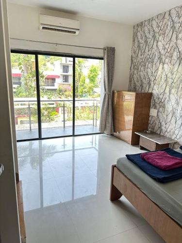 HemPriya - 3BHK wit a Private Pool in Lonavala