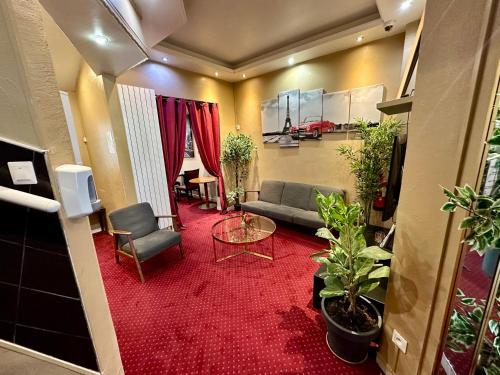 Спільний лаунж/ТБ зона, Hotel Victor Hugo in Кламар