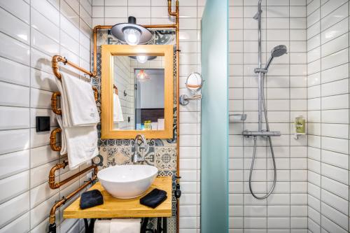 Superior Double or Twin Room image 2
