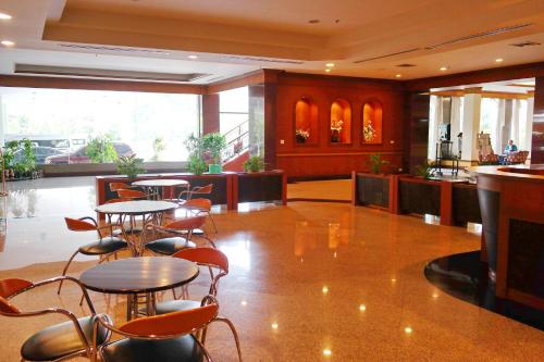 Balcony/terrace, Grand Park Hotel (SHA Extra Plus) in Nakhon Si Thammarat City Center