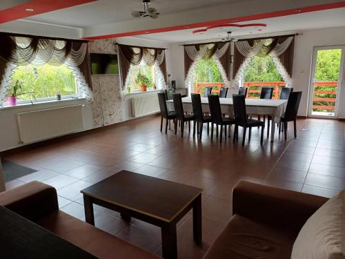 Pensiunea Andy Moieciu in 布兰