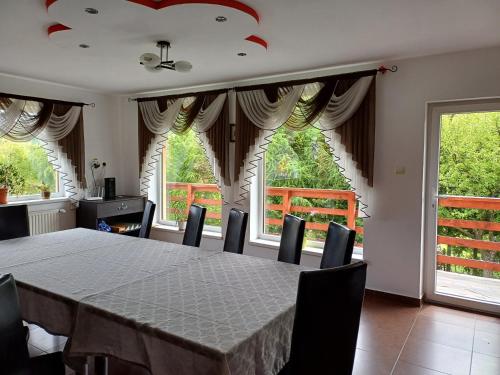 Pensiunea Andy Moieciu in 布兰