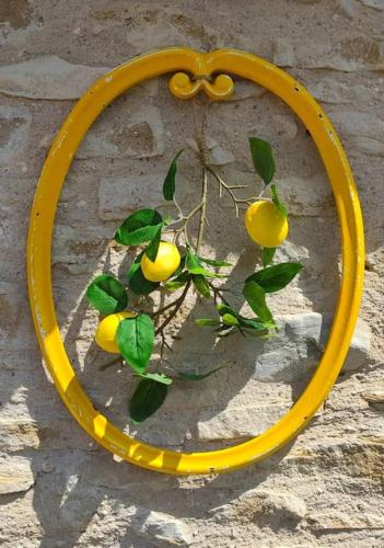 Jacuzzi au Lemon Tree et charme des pierres dorées