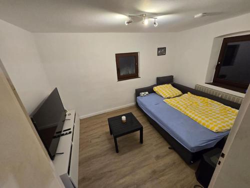 Nürburgring 2 Zimmer mit Küche und Bad (Nurburgring 2 Zimmer mit Kuche und Bad) in 凱爾貝格鎮中心