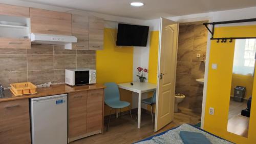 Deniz Guesthouse 5