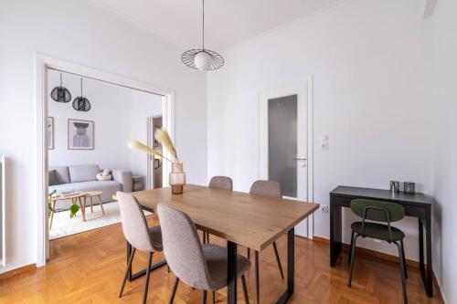 Sunny 2BR Apartment in Nea Smyrni by UPSTREET - image 2