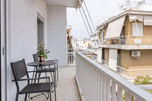 Sunny 2BR Apartment in Nea Smyrni by UPSTREET - image 6