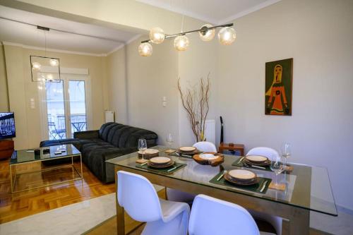 Luxury Modern 2 bed Elegance, Atény