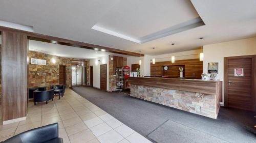 Kamzik Apartment with Mountain View & Garage DONOVALY in 比斯特里察