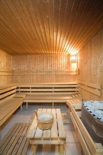 Studios in Sveta Elena complex with mineral pool 5