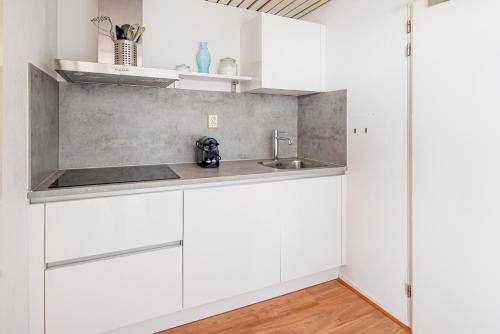 Neptunus Appartementen Room Type - Apartment with Sea View