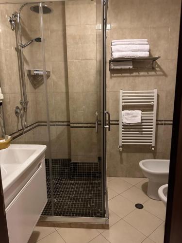 Dinasty Hotel - image 14
