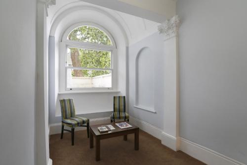 Hyde Park Boutique Hotel - image 9