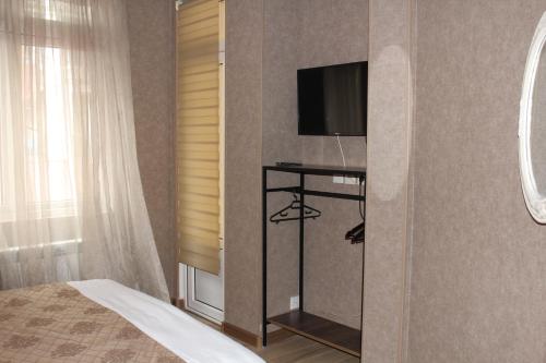 2 bedrooms, 3 beds