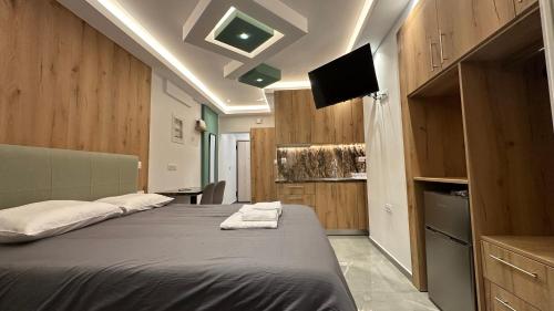 Luxury Semi Basement Apartment with Terrace 5