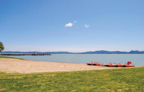 Lovely Apartment In Tuoro Sul Trasimeno