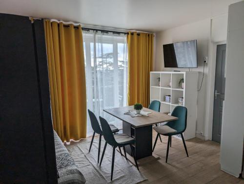 Instalaciones, Paris Access with Creteil Apartment in Creteil
