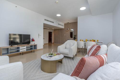 Amazing Seaview Prime Location Upgraded, Дубай (фото 2)