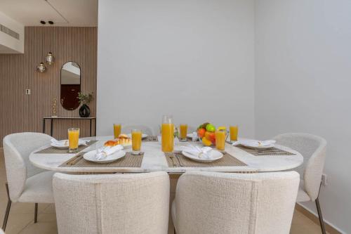 Amazing Seaview Prime Location Upgraded - image 14