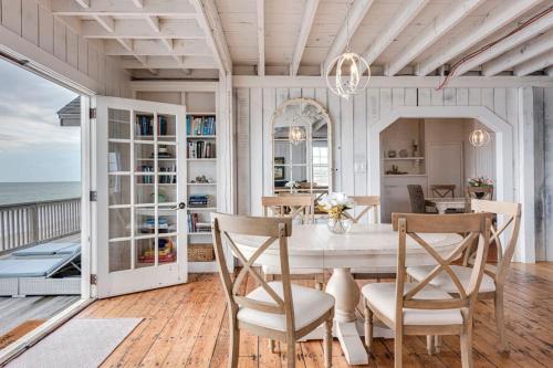 6.5-Acre Oceanfront Estate in Wakefield, USA