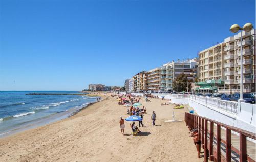 Awesome apartment in Torrevieja w/ Outdoor swimming pool WiFi and 2 Bedrooms - image 13