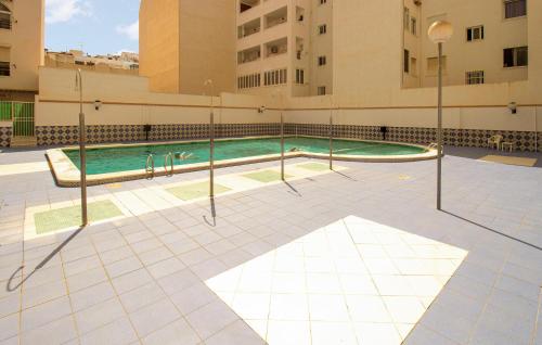 Awesome apartment in Torrevieja w/ Outdoor swimming pool WiFi and 2 Bedrooms - image 14