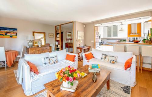 Beautiful Apartment In Marseille, Marseille (photo 6)