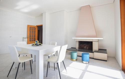 Nice Apartment In Angri With Wifi Nice Apartment In Angri With Wifi