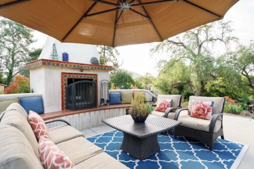 Luxury Home with Heated Pool - Spa and Lighted Pickle Ball Court in San Diego, USA
