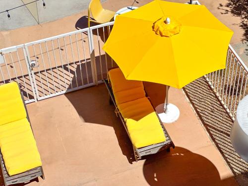 Hotel Del Sol - image 2