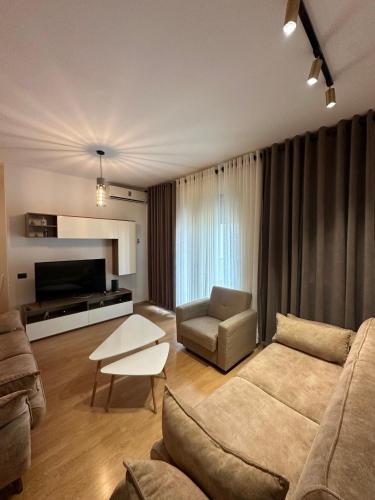 Lake Escape - Home 2, Tirana (photo 6)