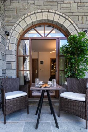 발코니/테라스, FLOARA DI MUNTE Forest Luxury Suites in 멧소보