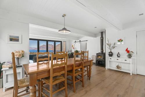 Gorgeous Views - Queenstown Private Townhouse - image 2