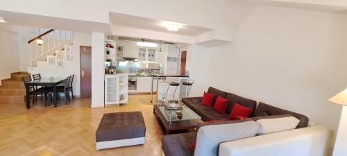 Central Skopje Duplex Apartment, Skopje (foto 7)