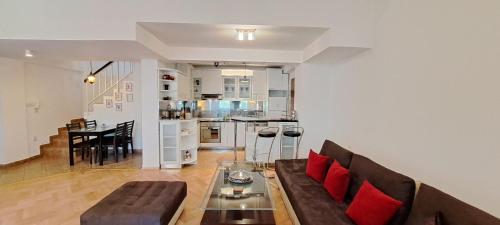 Central Skopje Duplex Apartment, Skopje (foto 4)