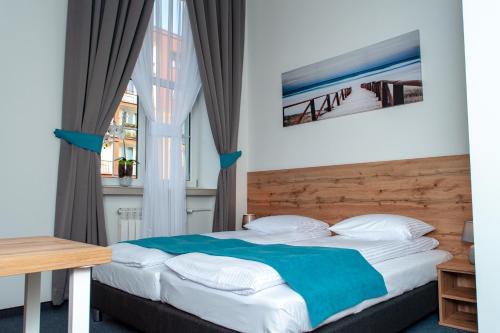 2 twin beds