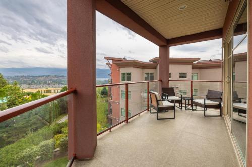 Corner Unit with Sprawling Deck and Views Unit 204