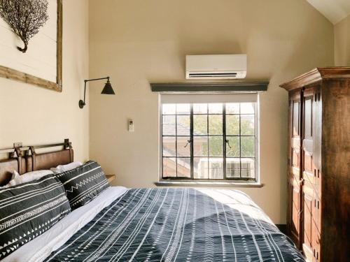 Neyland View Condo - Heart of Downtown Knoxville in Knoxville, USA