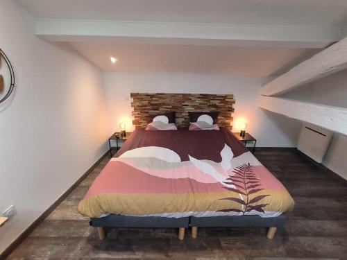 T2 -55m2- Elegant et chaleureux in Montbrison