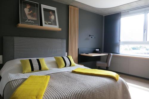 Martigny Boutique-Hotel Set in a prime location of Martigny, Martigny Boutique-Hôtel puts everything the city has to offer just outside your doorstep. The property features a wide range of facilities to make your stay a ple